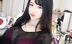 郭书瑶胸围照片婐体